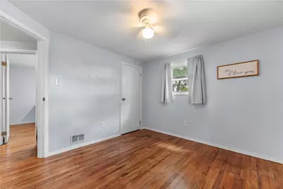 1296 Snee Dr, South Park, PA 15236 - Photo 14
