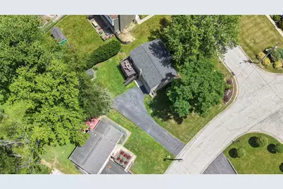 1296 Snee Dr, South Park, PA 15236 - Photo 40