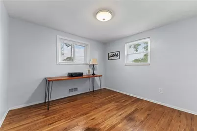 1296 Snee Dr, South Park, PA 15236 - Photo 18