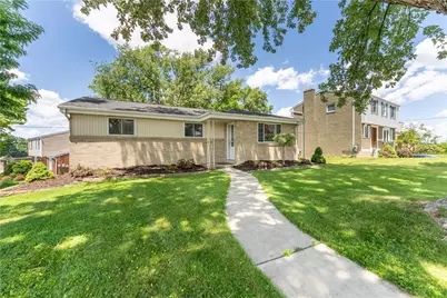 1296 Snee Dr, South Park, PA 15236 - Photo 2