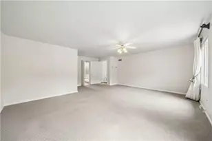 180 Springmeadow Dr, Pittsburgh, PA 15241 - Photo 16