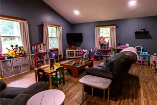 175 Powell Rd, Penn Township, PA 16002 - Photo 10