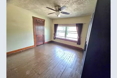 204 Boyles Ave, New Castle, PA 16101 - Photo 18