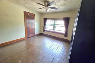 204 Boyles Ave, New Castle, PA 16101 - Photo 18