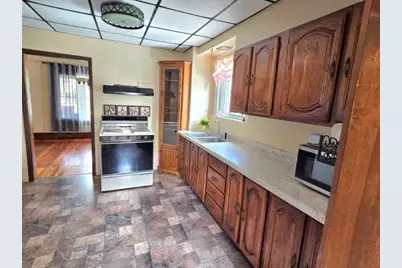 204 Boyles Ave, New Castle, PA 16101 - Photo 8