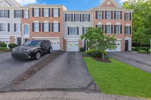 107 Castle View Dr, Kennedy Township, PA 15136 - Photo 2