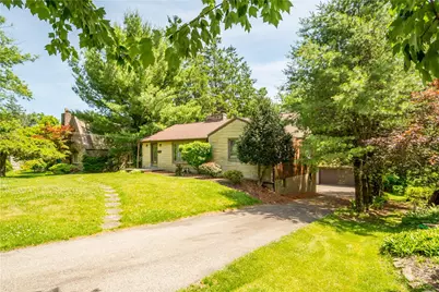 3229 Arapahoe Rd, Bethel Park, PA 15241 - Photo 2