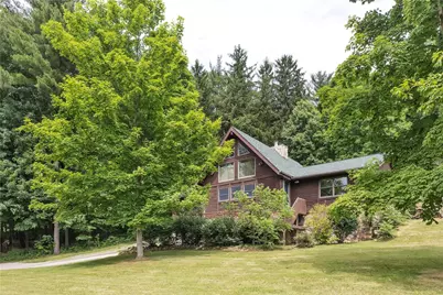 624 Squaw Run Rd, Wayne Township, PA 16117 - Photo 2