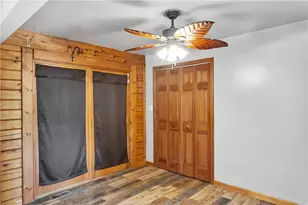 624 Squaw Run Rd, Wayne Township, PA 16117 - Photo 12