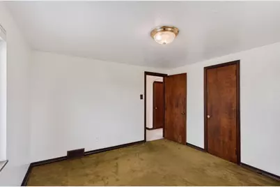 212 E Muntz, Butler, PA 16001 - Photo 24