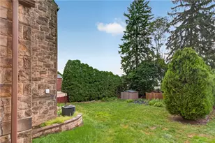 212 E Muntz, Butler, PA 16001 - Photo 38