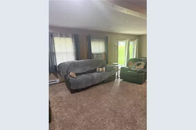 809 E Pine St, Grove City Boro, PA 16127 - Photo 10