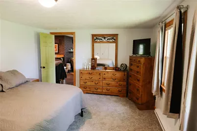 809 E Pine St, Grove City Boro, PA 16127 - Photo 14
