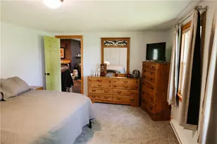 809 E Pine St, Grove City Boro, PA 16127 - Photo 14
