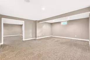 2084 Majestic Dr, North Strabane, PA 15317 - Photo 36