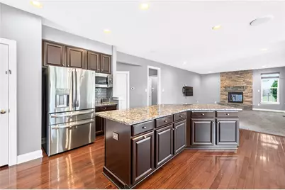 2084 Majestic Dr, North Strabane, PA 15317 - Photo 10