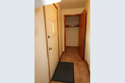 277 Oaklyn Rd, Bethel Park, PA 15102 - Photo 4