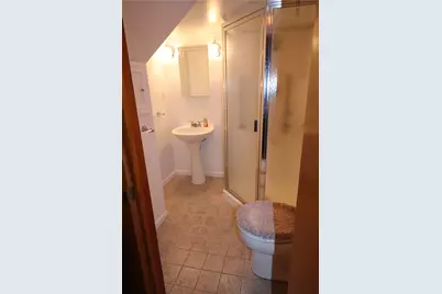 277 Oaklyn Rd, Bethel Park, PA 15102 - Photo 18