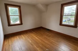 2201 Delaware Ave, New Castle, PA 16105 - Photo 30