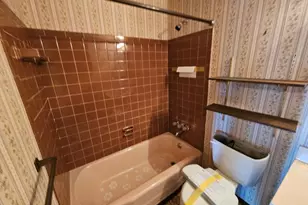 200 Lookout Dr, Oakdale, PA 15071 - Photo 28
