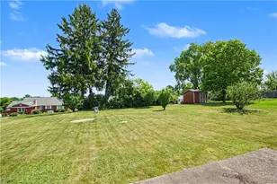 2107 Lynwood Dr, Hopewell Township, PA 15001 - Photo 26