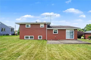 2107 Lynwood Dr, Hopewell Township, PA 15001 - Photo 28