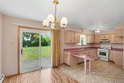 2107 Lynwood Dr, Hopewell Township, PA 15001 - Photo 10