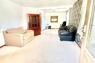 4738 Mill Stream Ct, Murrysville, PA 15668 - Photo 2