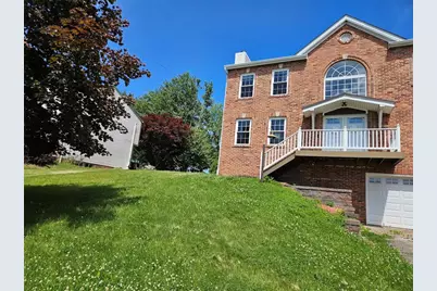 182 Markwood Dr, Cecil, PA 15317 - Photo 2
