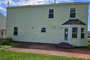 182 Markwood Dr, Cecil, PA 15317 - Photo 4