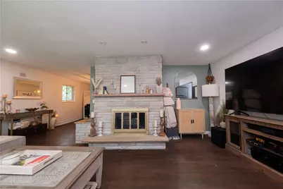 109 Oak Ridge Dr, Penn Township, PA 16002 - Photo 10