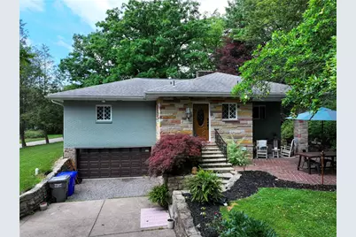 109 Oak Ridge Dr, Penn Township, PA 16002 - Photo 1