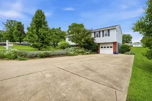 5038 Norman Ave, Finleyville, PA 15332 - Photo 4