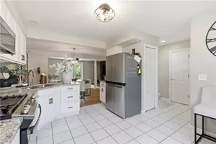 110 Longvue Dr, White Oak, PA 15131 - Photo 6