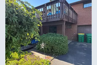 141 Hampton Ct, Twp of But SE, PA 16002 - Photo 6