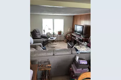 1350 Denton St, Hempfield Township, PA 15601 - Photo 6