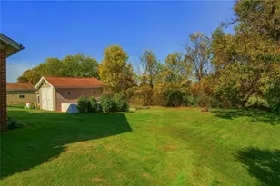 37 Bestview Ave, Bessemer, PA 16112 - Photo 10