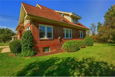 37 Bestview Ave, Bessemer, PA 16112 - Photo 4