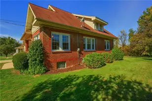 37 Bestview Ave, Bessemer, PA 16112 - Photo 4