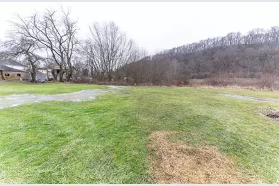 107 Wallace Dr, Darlington Township, PA 16115 - Photo 10