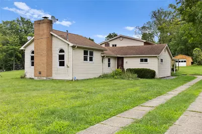 2619 Linda Dr, Murrysville, PA 15668 - Photo 2