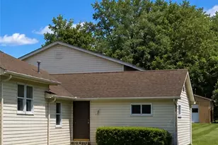 2619 Linda Dr, Murrysville, PA 15668 - Photo 2