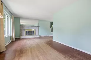 1641 Highland Rd, Economy, PA 15027 - Photo 4