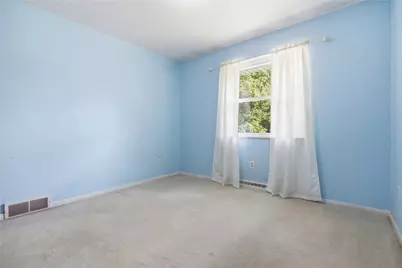 1641 Highland Rd, Economy, PA 15027 - Photo 14