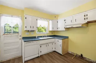 1641 Highland Rd, Economy, PA 15027 - Photo 10