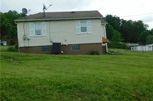 27 Community Ave, South Union Township, PA 15401 - Photo 6