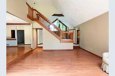 3008 Wedgewood Court, Murrysville, PA 15668 - Photo 8