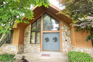 3008 Wedgewood Ct, Murrysville, PA 15668 - Photo 2