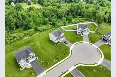 5052 Chalfant Ln, Hampton, PA 15044 - Photo 2