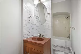 7504 Brighton Rd, Pittsburgh, PA 15202 - Photo 10